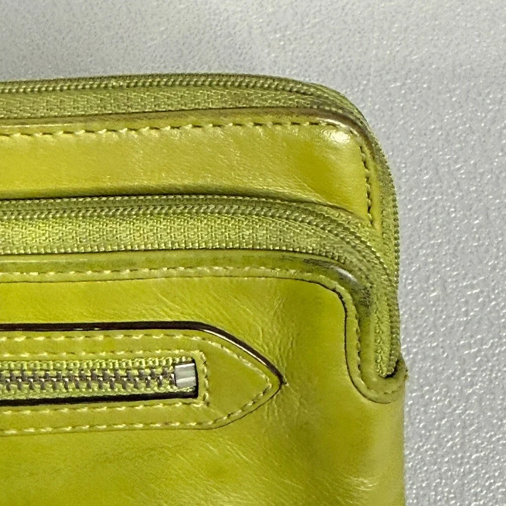 Coach Daisy Leather Double Zip Wallet Wristlet Green *Needs Polish - Picture 4 of 11